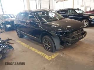 2020 Volkswagen Tiguan SE с VIN 3VV2B7AX1LM129407, выставлен на аукционе IAAI как лот 42455274 с пробегом 62 180 миль миль и . История ставок и продаж доступна на DreamBid. Изображение 1.