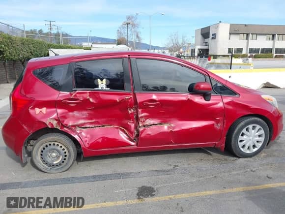 2014 Nissan Note S with VIN 3N1CE2CP5EL385359, listed as a IAAI auction lot 41400657 with 82,801 mi miles and . Bid and sale history available at DreamBid. Image 6.