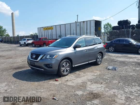 2017 Nissan Pathfinder SL с VIN 5N1DR2MM8HC665153, выставлен на аукционе IAAI как лот 42778876 с пробегом 155 208 миль миль и . История ставок и продаж доступна на DreamBid. Изображение 2.