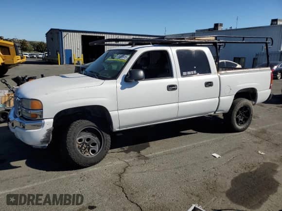 2006 GMC Sierra 1500 SLT with VIN 2GTEK13T961135972, listed as a Copart auction lot 55323415 with 241,073 mi miles and Clean title. Bid and sale history available at DreamBid. Image 1.