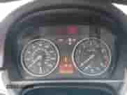 2013 BMW 3 Series 328i z VIN WBAKE3C53DE772193, wystawiony jako IAAI lot #42378024 z przebiegiem 102 354 mil mil oraz . Historia ofert i sprzedaży dostępna na DreamBid. Obrazek 7.