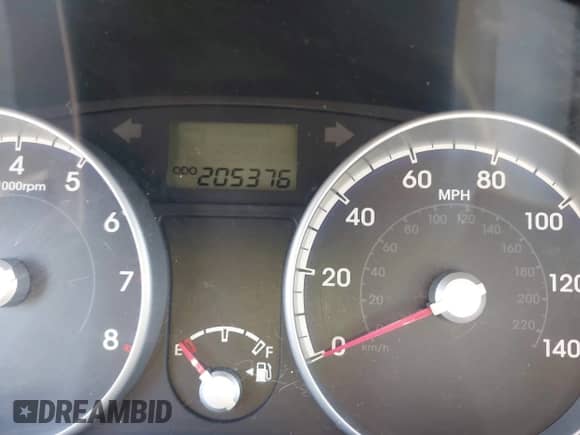 2011 Hyundai Accent GLS z VIN KMHCN4AC0BU574054, wystawiony jako IAAI lot #43186432 z przebiegiem 205 376 mil mil oraz . Historia ofert i sprzedaży dostępna na DreamBid. Obrazek 15.