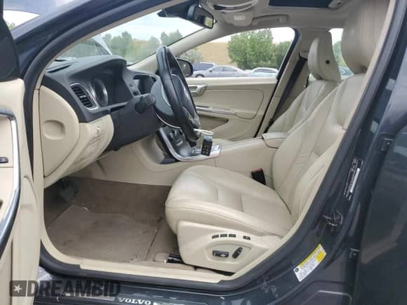 2012 Volvo S60 T6 with VIN YV1902FH8C2037106, listed as a Copart auction lot 66068305 with 148,216 mi miles and Salvage title. Bid and sale history available at DreamBid. Image 7.
