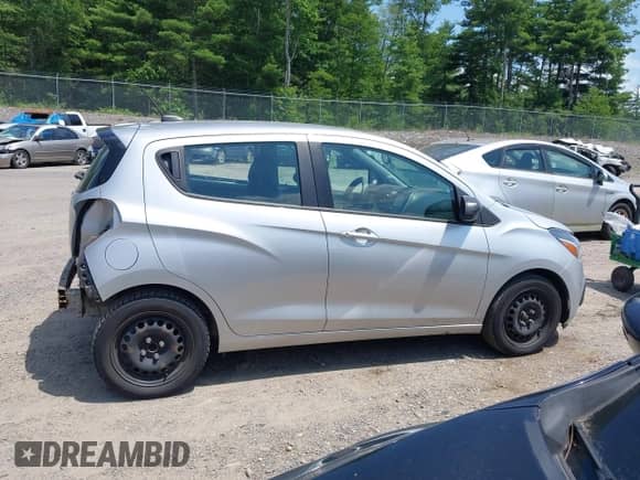 2018 Chevrolet Spark LS with VIN KL8CB6SA5JC482859, listed as a IAAI auction lot 42741601 with 114,989 mi miles and . Bid and sale history available at DreamBid. Image 14.