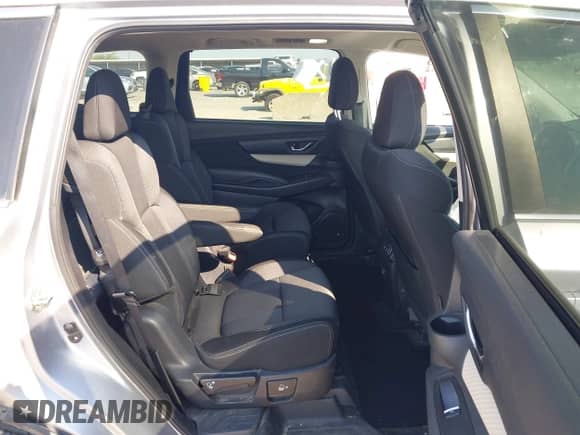 2019 Subaru Ascent Premium с VIN 4S4WMAFD7K3426019, выставлен на аукционе IAAI как лот 43225341 с пробегом 122 422 миль миль и . История ставок и продаж доступна на DreamBid. Изображение 8.