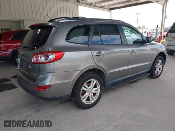 2011 Hyundai Santa Fe SE с VIN 5XYZHDAG1BG038711, выставлен на аукционе IAAI как лот 43118565 с пробегом 165 744 миль миль и . История ставок и продаж доступна на DreamBid. Изображение 4.