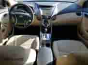 2011 Hyundai Elantra Limited z VIN KMHDH4AEXBU098831, wystawiony jako Copart lot #80742775 z przebiegiem 113 782 mil mil oraz Czysty tytuł • Clean title. Historia ofert i sprzedaży dostępna na DreamBid. Obrazek 8.