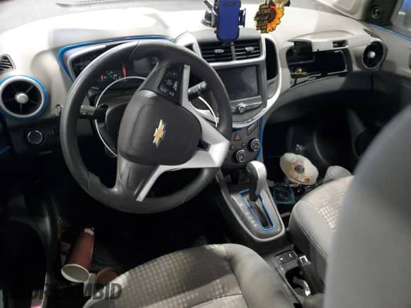 2019 Chevrolet Sonic LS с VIN 1G1JB5SB8K4133569, выставлен на аукционе Copart как лот 41665665 с пробегом 64 664 миль миль и Списание • Salvage title. История ставок и продаж доступна на DreamBid. Изображение 8.