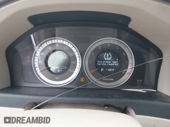 2011 Volvo XC70 3.0T с VIN YV4902BZ8B1113686, выставлен на аукционе IAAI как лот 42650172 с пробегом 211 446 миль миль и . История ставок и продаж доступна на DreamBid. Изображение 7.