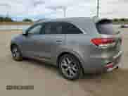 2017 Kia Sorento SX z VIN 5XYPKDA56HG194176, wystawiony jako Copart lot #87491475 z przebiegiem 175 122 mil mil oraz Czysty tytuł • Clean title. Historia ofert i sprzedaży dostępna na DreamBid. Obrazek 2.