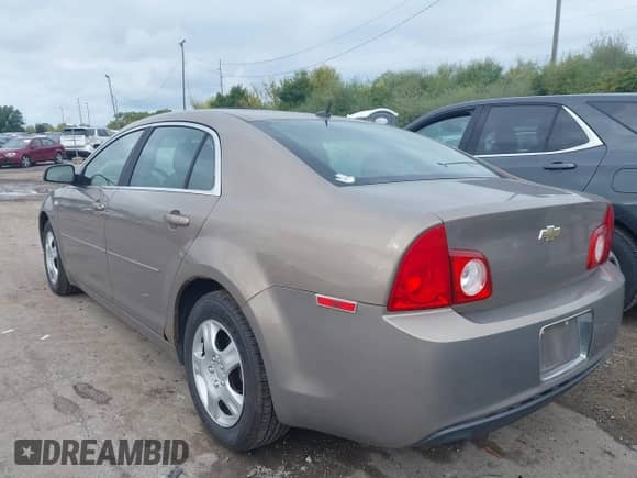 2008 Chevrolet Malibu 1FL с VIN 1G1ZG57B98F284429, выставлен на аукционе IAAI как лот 43309801 с пробегом 186 249 миль миль и . История ставок и продаж доступна на DreamBid. Изображение 3.