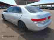 2003 Honda Accord EX z VIN JHMCM55683C083559, wystawiony jako IAAI lot #43018520 z przebiegiem 331 795 mil mil oraz . Historia ofert i sprzedaży dostępna na DreamBid. Obrazek 3.