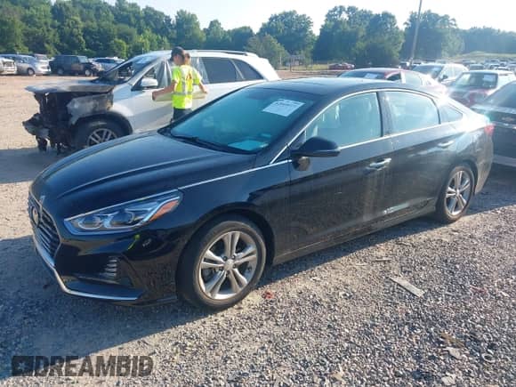 2018 Hyundai Sonata Limited with VIN 5NPE34AF9JH603251, listed as a IAAI auction lot 42664019 with 41,548 mi miles and . Bid and sale history available at DreamBid. Image 2.