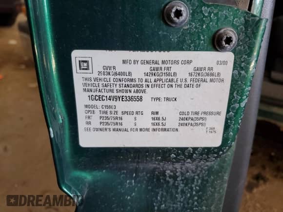 2000 Chevrolet Silverado 1500 with VIN 1GCEC14V9YE336558, listed as a Copart auction lot 48103205 with 265,858 mi miles and Clean title. Bid and sale history available at DreamBid. Image 12.