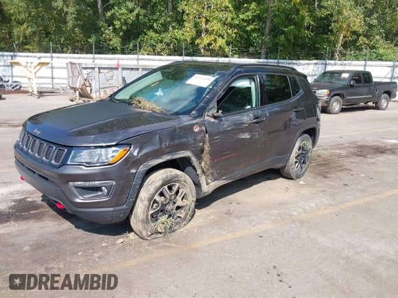 2021 Jeep Compass Trailhawk z VIN 3C4NJDDB5MT556478, wystawiony jako IAAI lot #43212199 z przebiegiem 81 134 mil mil oraz . Historia ofert i sprzedaży dostępna na DreamBid. Obrazek 18.