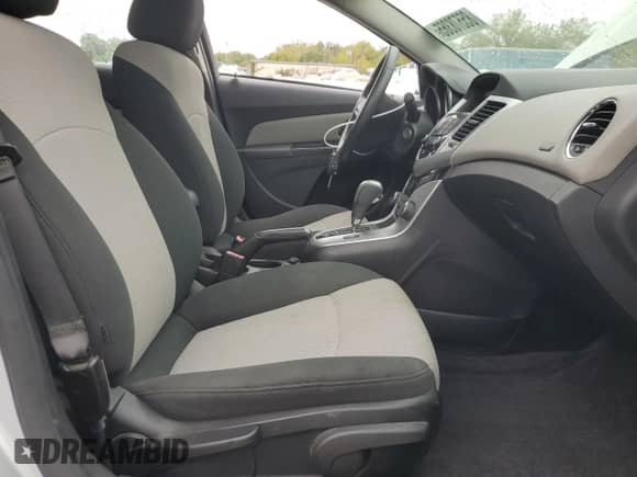 2011 Chevrolet Cruze LS с VIN 1G1PC5SH5B7252903, выставлен на аукционе Copart как лот 85578365 с пробегом 97 335 миль миль и Списание • Salvage title. История ставок и продаж доступна на DreamBid. Изображение 7.