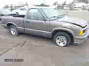 1997 Chevrolet S-10 LS with VIN 1GCCS1446VK250218, listed as a IAAI auction lot 41669416 with 255,226 mi miles and . Bid and sale history available at DreamBid. Image 6.