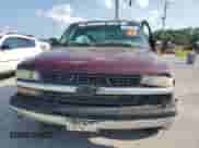 2002 Chevrolet Silverado 1500 с VIN 2GCEC19W221270591, выставлен на аукционе Copart как лот 59389705 с пробегом 313 991 миль миль и Списание • Salvage title. История ставок и продаж доступна на DreamBid. Изображение 5.