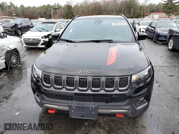 2023 Jeep Compass Trailhawk с VIN 3C4NJDDN0PT531177, выставлен на аукционе Copart как лот 84272324 с пробегом 14 778 миль миль и Списание • Salvage title. История ставок и продаж доступна на DreamBid. Изображение 5.