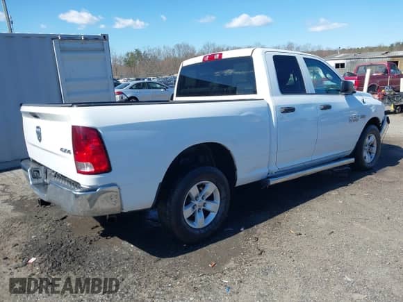 2014 Ram 1500 Express z VIN 1C6RR7FT6ES219975, wystawiony jako IAAI lot #41864917 z przebiegiem 165 675 mil mil oraz . Historia ofert i sprzedaży dostępna na DreamBid. Obrazek 4.