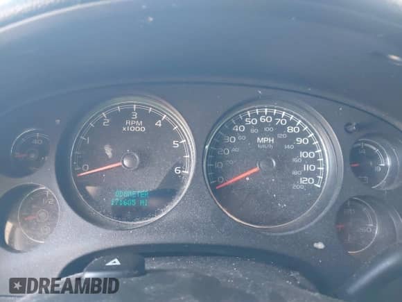 2011 Chevrolet Tahoe LTZ z VIN 1GNSCCE01BR320637, wystawiony jako IAAI lot #42633070 z przebiegiem 171 605 mil mil oraz . Historia ofert i sprzedaży dostępna na DreamBid. Obrazek 6.