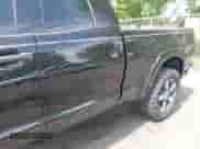 2012 Toyota Tundra z VIN 5TFRY5F10CX117652, wystawiony jako IAAI lot #42617080 z przebiegiem 233 560 mil mil oraz . Historia ofert i sprzedaży dostępna na DreamBid. Obrazek 17.