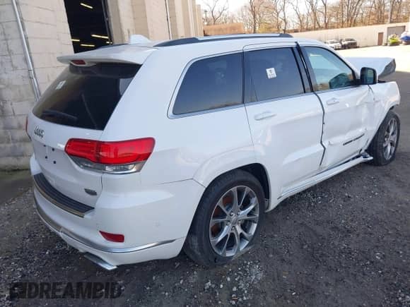 2020 Jeep Grand Cherokee Summit с VIN 1C4RJFJT0LC163752, выставлен на аукционе IAAI как лот 38725572 с пробегом 49 652 миль миль и . История ставок и продаж доступна на DreamBid. Изображение 4.