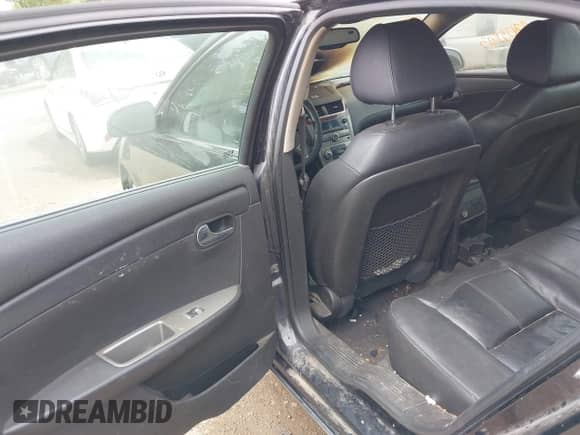 2012 Chevrolet Malibu LTZ z VIN 1G1ZG5E7XCF212629, wystawiony jako IAAI lot #43031213 z przebiegiem 194 958 mil mil oraz . Historia ofert i sprzedaży dostępna na DreamBid. Obrazek 8.