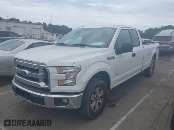 2017 Ford F-150 XL with VIN 1FTFX1EG0HKC37539, listed as a IAAI auction lot 43415578 with 361,616 mi miles and . Bid and sale history available at DreamBid. Image 17.