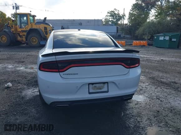 2015 Dodge Charger SE with VIN 2C3CDXFG9FH848644, listed as a IAAI auction lot 43467135 with 150,468 mi miles and . Bid and sale history available at DreamBid. Image 16.