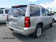 2007 Chevrolet Tahoe LS with VIN 1GNFK13097R355199, listed as a IAAI auction lot 43175608 with 139,953 mi miles and . Bid and sale history available at DreamBid. Image 4.