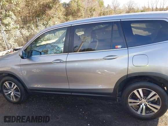 2017 Honda Pilot EX with VIN 5FNYF6H43HB105219, listed as a IAAI auction lot 41206317 with 104,839 mi miles and . Bid and sale history available at DreamBid. Image 14.