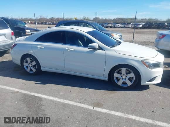 2016 Mercedes-Benz CLA 250 с VIN WDDSJ4EB5GN338469, выставлен на аукционе IAAI как лот 41691718 с пробегом 74 961 миль миль и . История ставок и продаж доступна на DreamBid. Изображение 13.