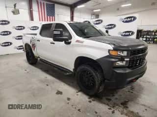 2020 Chevrolet Silverado 1500 Custom Trail Boss z VIN 1GCPYCEF9LZ178866, wystawiony jako Copart lot #80925385 z przebiegiem 123 171 mil mil oraz Czysty tytuł • Clean title. Historia ofert i sprzedaży dostępna na DreamBid. Obrazek 4.