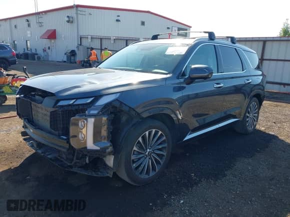 2024 Hyundai Palisade Calligraphy с VIN KM8R7DGE4RU736386, выставлен на аукционе IAAI как лот 43309797 с пробегом 44 756 миль миль и . История ставок и продаж доступна на DreamBid. Изображение 18.