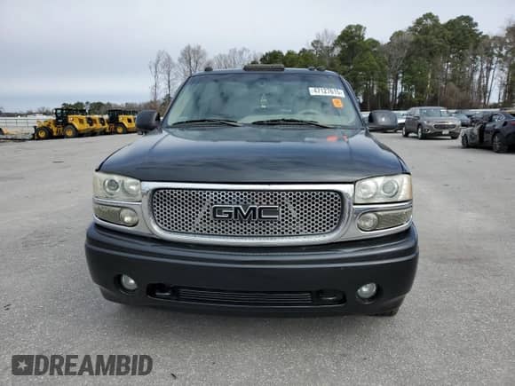 2002 GMC Sierra 1500 Denali z VIN 2GTFK69U221383430, wystawiony jako Copart lot #47127615 z przebiegiem 256 422 mil mil oraz Szkoda całkowita • Salvage title. Historia ofert i sprzedaży dostępna na DreamBid. Obrazek 5.