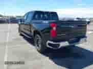 2023 Chevrolet Silverado 1500 LT с VIN 2GCUDDEDXP1125871, выставлен на аукционе IAAI как лот 42794271 с пробегом 90 648 миль миль и . История ставок и продаж доступна на DreamBid. Изображение 3.