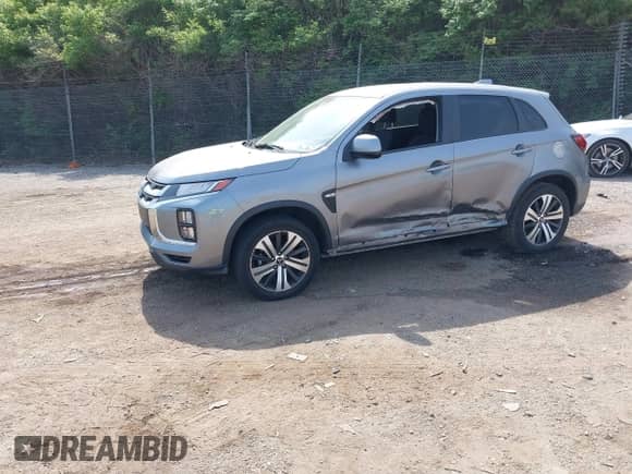 2021 Mitsubishi Outlander ES z VIN JA4APUAU1MU001501, wystawiony jako IAAI lot #42073396 z przebiegiem 55 253 mil mil oraz . Historia ofert i sprzedaży dostępna na DreamBid. Obrazek 2.