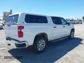 2020 Chevrolet Silverado 1500 Custom с VIN 3GCPWBEKXLG450032, выставлен на аукционе IAAI как лот 42533856 с пробегом 73 885 миль миль и . История ставок и продаж доступна на DreamBid. Изображение 4.