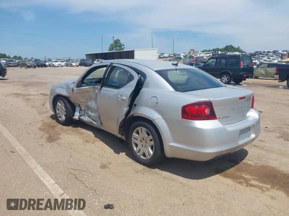 2011 Dodge Avenger Express with VIN 1B3BD4FB6BN541672, listed as a IAAI auction lot 42603860 with Not provided miles and . Bid and sale history available at DreamBid. Image 3.