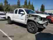 2016 Toyota Tacoma TRD Sport с VIN 5TFRZ5CN1GX015478, выставлен на аукционе Copart как лот 80662735 с пробегом 36 173 миль миль и Списание • Salvage title. История ставок и продаж доступна на DreamBid. Изображение 4.