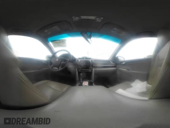 2014 Toyota Camry LE z VIN 4T1BD1FK5EU113952, wystawiony jako IAAI lot #42952453 z przebiegiem Nie podano mil oraz . Historia ofert i sprzedaży dostępna na DreamBid. Obrazek 17.