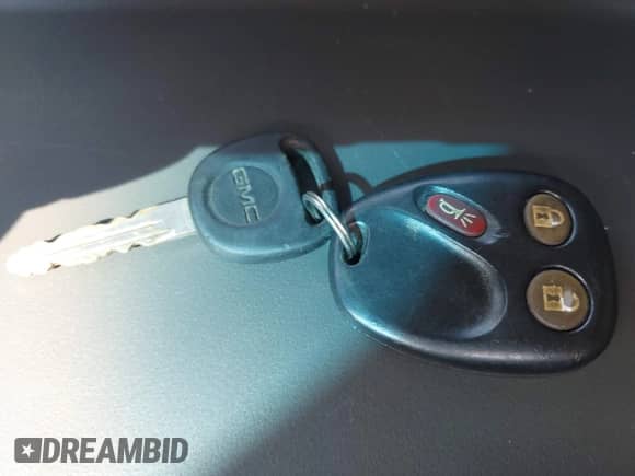 2006 GMC Sierra 1500 SLE1 z VIN 2GTEK13T961171306, wystawiony jako IAAI lot #43179738 z przebiegiem 102 423 mil mil oraz . Historia ofert i sprzedaży dostępna na DreamBid. Obrazek 11.