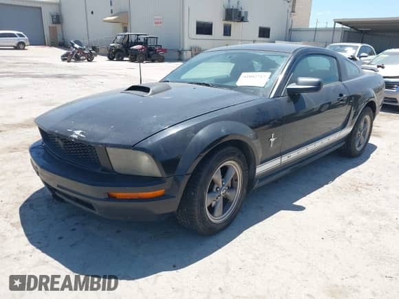 2006 Ford Mustang Standard с VIN 1ZVHT80N565154958, выставлен на аукционе IAAI как лот 42802717 с пробегом 340 826 миль миль и . История ставок и продаж доступна на DreamBid. Изображение 2.