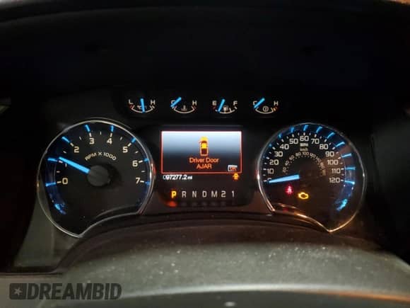 2012 Ford F-150 XL z VIN 1FTFW1ET2CKD96636, wystawiony jako Copart lot #90480665 z przebiegiem 97 277 mil mil oraz Czysty tytuł • Clean title. Historia ofert i sprzedaży dostępna na DreamBid. Obrazek 9.