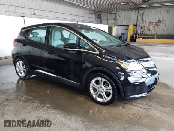 2017 Chevrolet Bolt EV LT z VIN 1G1FW6S01H4149281, wystawiony jako Copart lot #70095203 z przebiegiem 95 299 mil mil oraz . Historia ofert i sprzedaży dostępna na DreamBid. Obrazek 4.