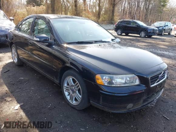2007 Volvo S60 2.5L Turbo с VIN YV1RS592872630845, выставлен на аукционе IAAI как лот 41869502 с пробегом 74 732 миль миль и . История ставок и продаж доступна на DreamBid. Изображение 1.