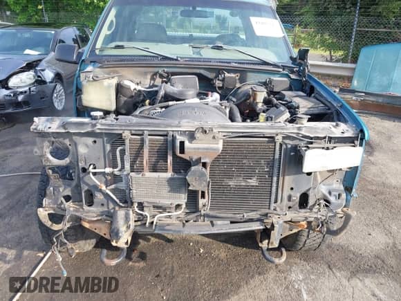 1998 GMC Sierra 1500 с VIN 2GTEK19R4W1500523, выставлен на аукционе IAAI как лот 42103217 с пробегом 433 455 миль миль и . История ставок и продаж доступна на DreamBid. Изображение 6.