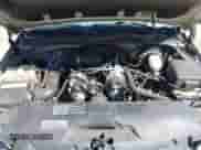 2005 GMC Sierra 1500 Work Truck z VIN 1GTEC14X75Z329484, wystawiony jako IAAI lot #42024970 z przebiegiem 193 068 mil mil oraz . Historia ofert i sprzedaży dostępna na DreamBid. Obrazek 10.