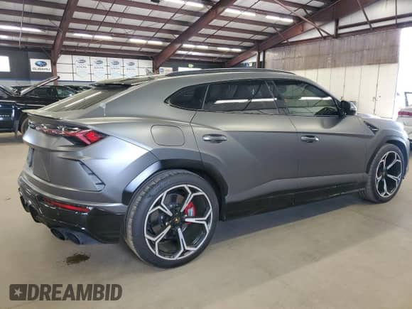 2021 Lamborghini Urus with VIN ZPBUA1ZL4MLA12215, listed as a Copart auction lot 55503385 with 51,846 mi miles and Salvage title. Bid and sale history available at DreamBid. Image 3.